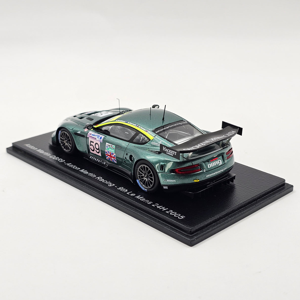 Spark Aston Martin DBR9 #59 Aston Martin Racing 24Hrs Le Mans 2005 1/43 Scale