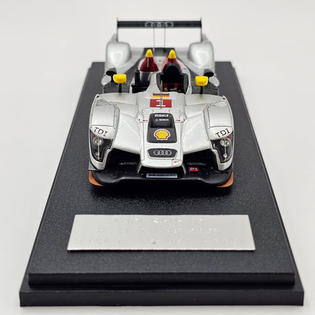 Spark Audi R15 TDI #1 Audi Sport Team Joest 24Hrs Le Mans 2009 1/43 Scale S0687