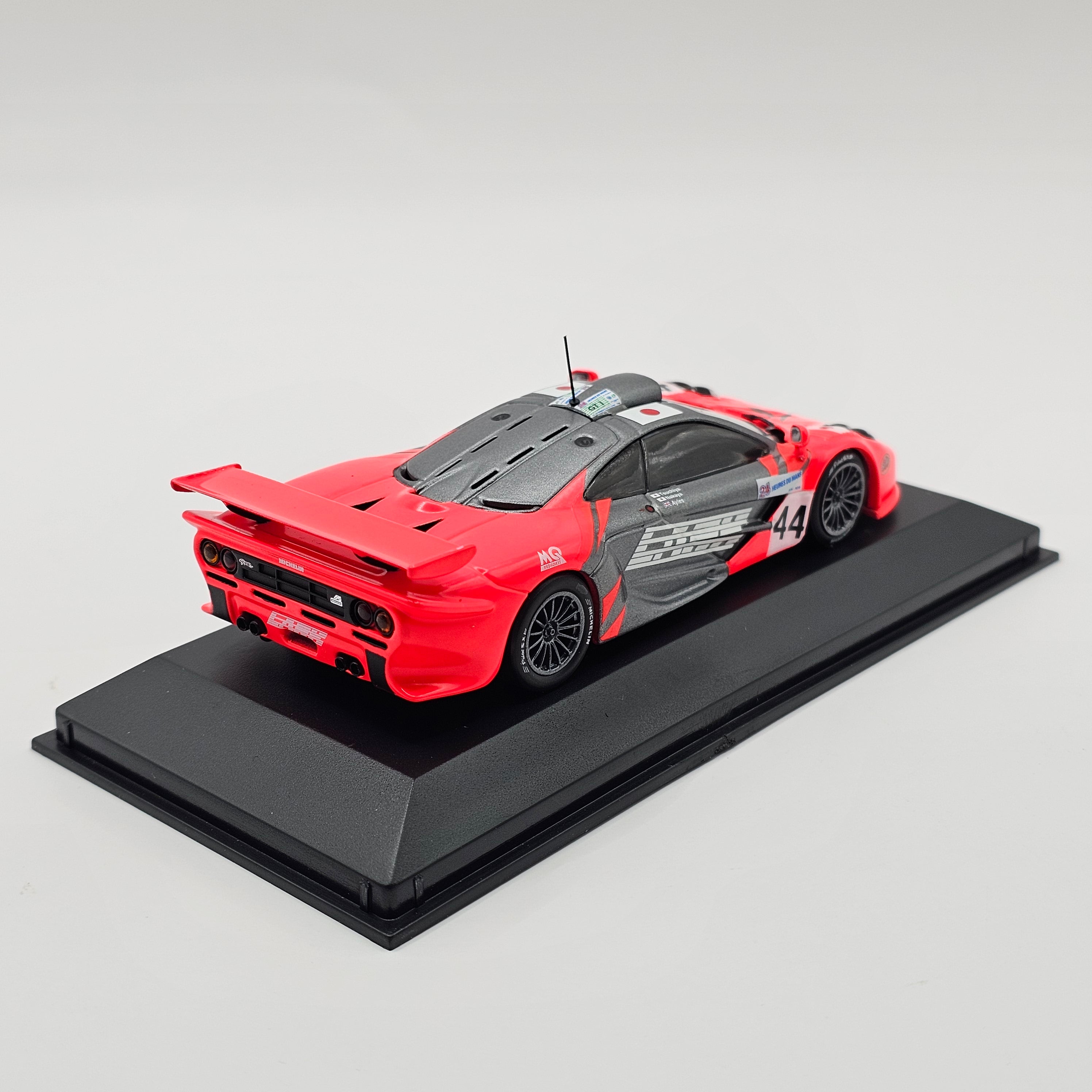 Minichamps McLaren F1 GTR Long Tail #44 Team Lark Le Mans 1997 1/43 Sc