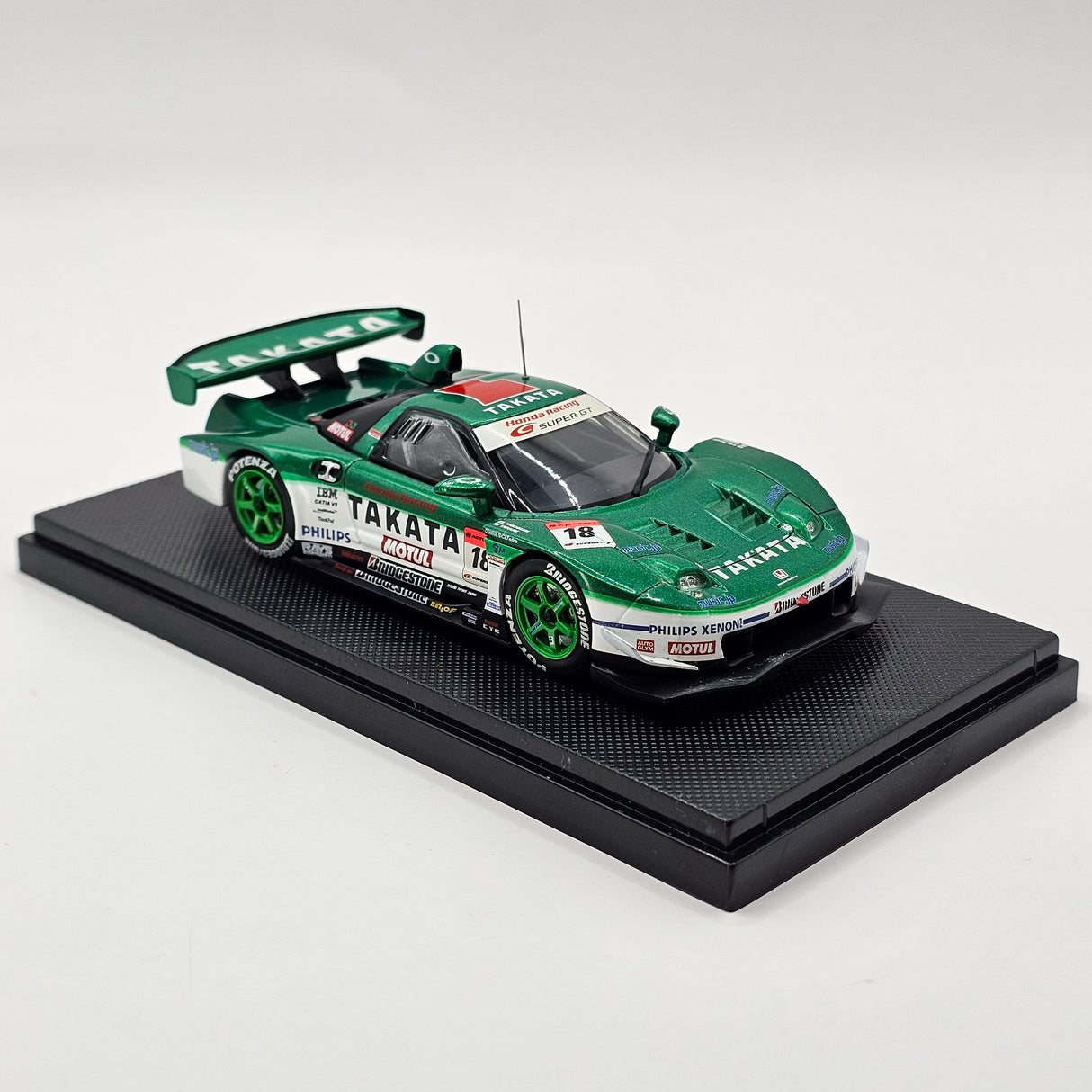 EBBRO Honda NSX GT500 #18 Takata Dome Racing Super GT 2005 (Late) 1/43 Scale