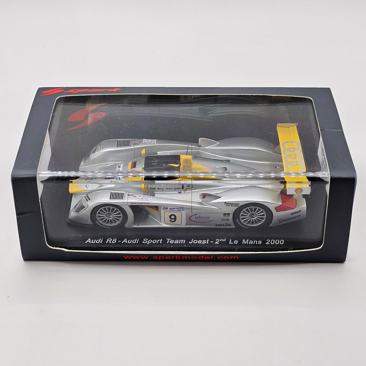 Spark Audi R8 LMP900 #9 Audi Sport Team Joest 24Hrs Le Mans 2000 1/43 Scale S3698