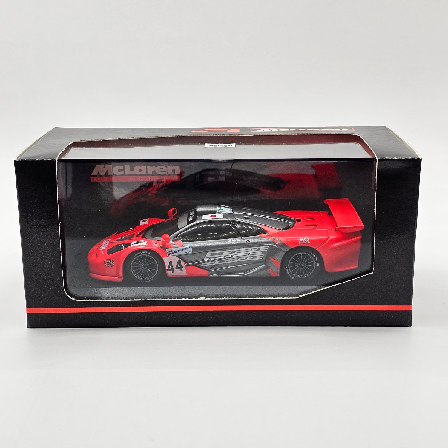 Aoshima maquette voiture 07518 McLaren F1 GTR 1997 24h du Mans 44 Aoshima maquette voiture 07518 McLaren F1 GTR 1997 24h du Mans 44