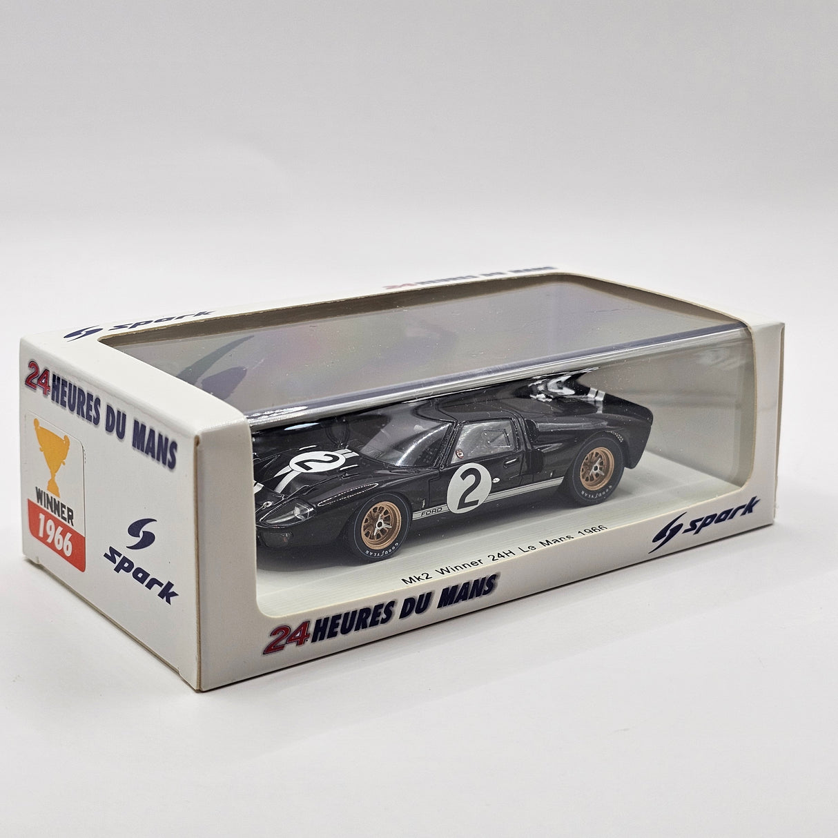 Spark Ford GT40 MKII #2 Ford Motor Company Winner 24Hrs Le Mans 1966 1/43 Scale