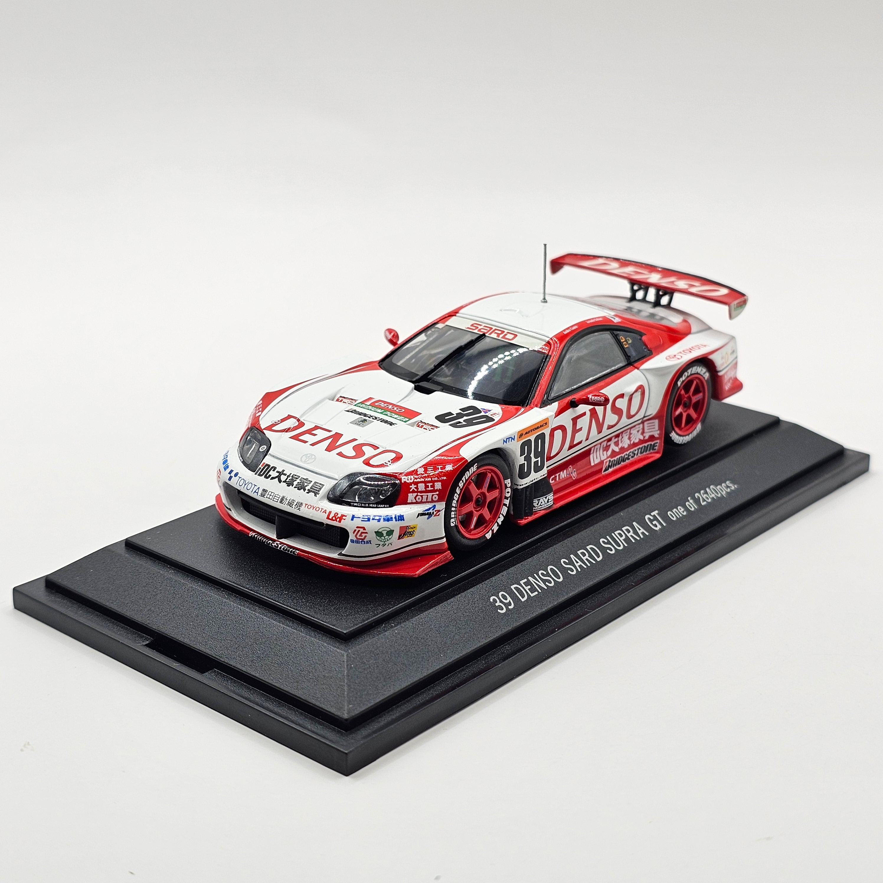 EBBRO Toyota Supra #39 Denso Toyota Team SARD JGTC GT500 2004 1/43 Sca