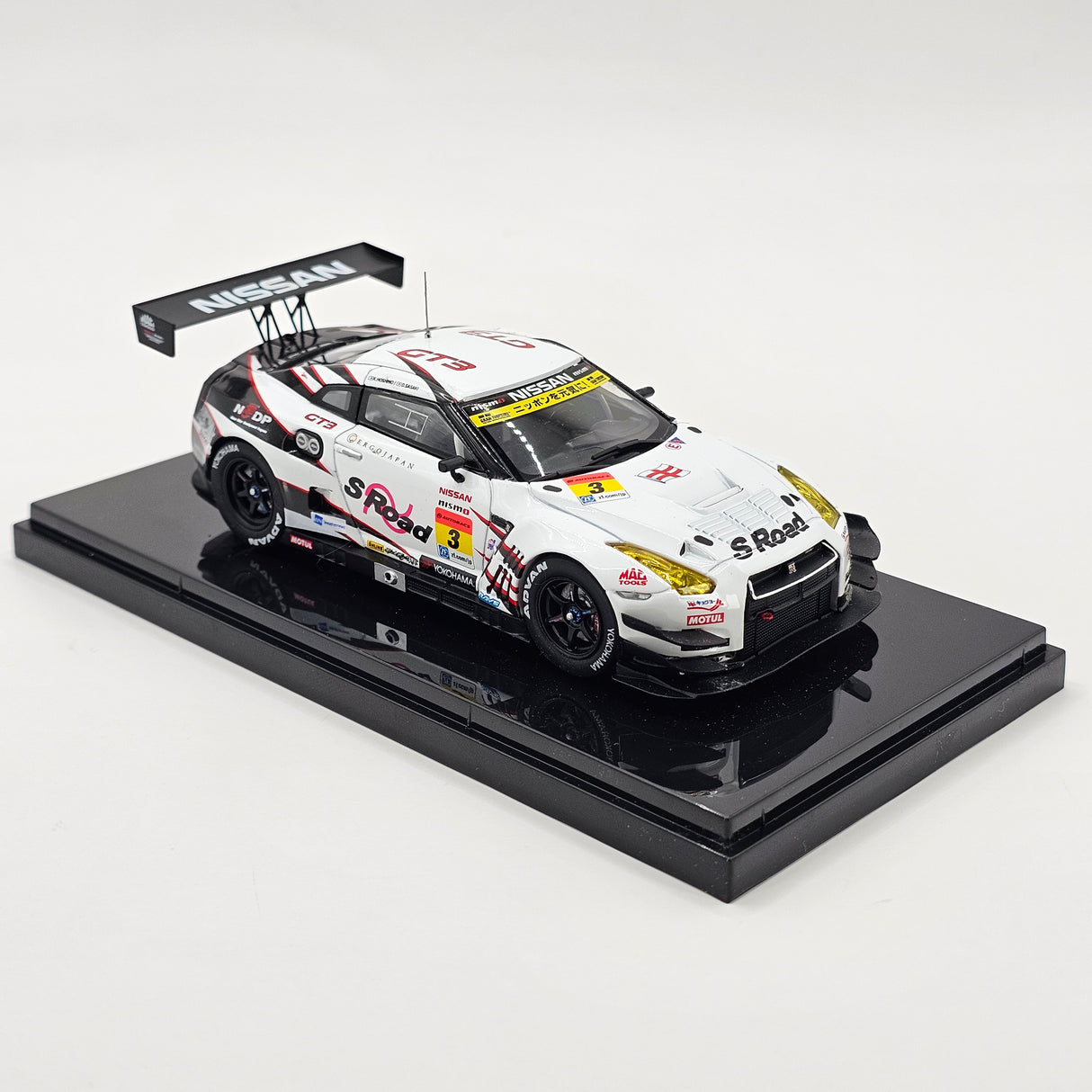 EBBRO Nissan GT-R GT3 GT300 #3 S-Road NDDP Racing Super GT 2013 1/43 Scale
