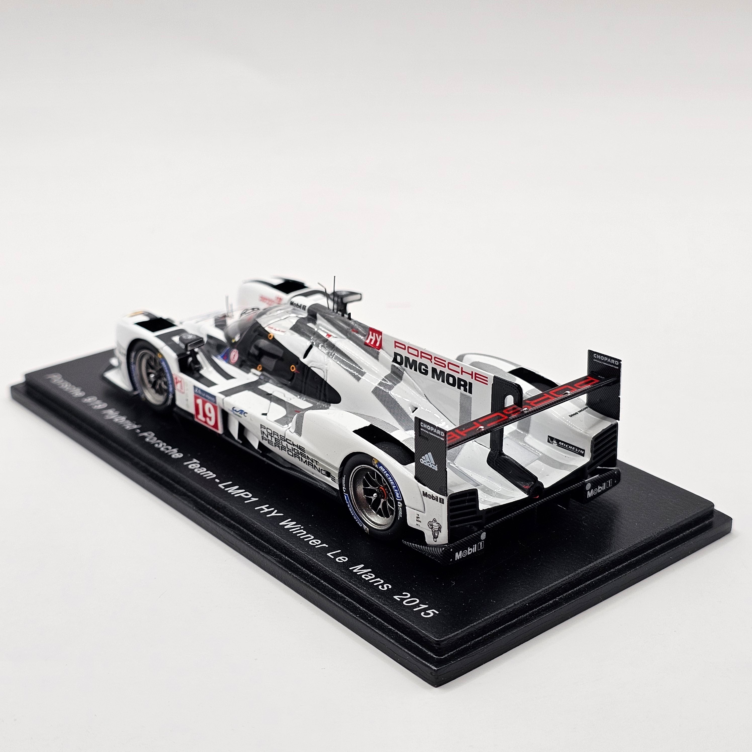 Spark ポルシェ919 #19 Winner ルマン　2015 1/43 Spark Porsche 919 Hybrid N°19 Winner 24h of Mans 2015 1/43