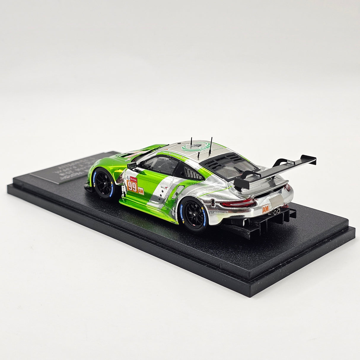 Spark Porsche 911 RSR #99 Proton Competition 24Hrs Le Mans 2018 1/43 Scale