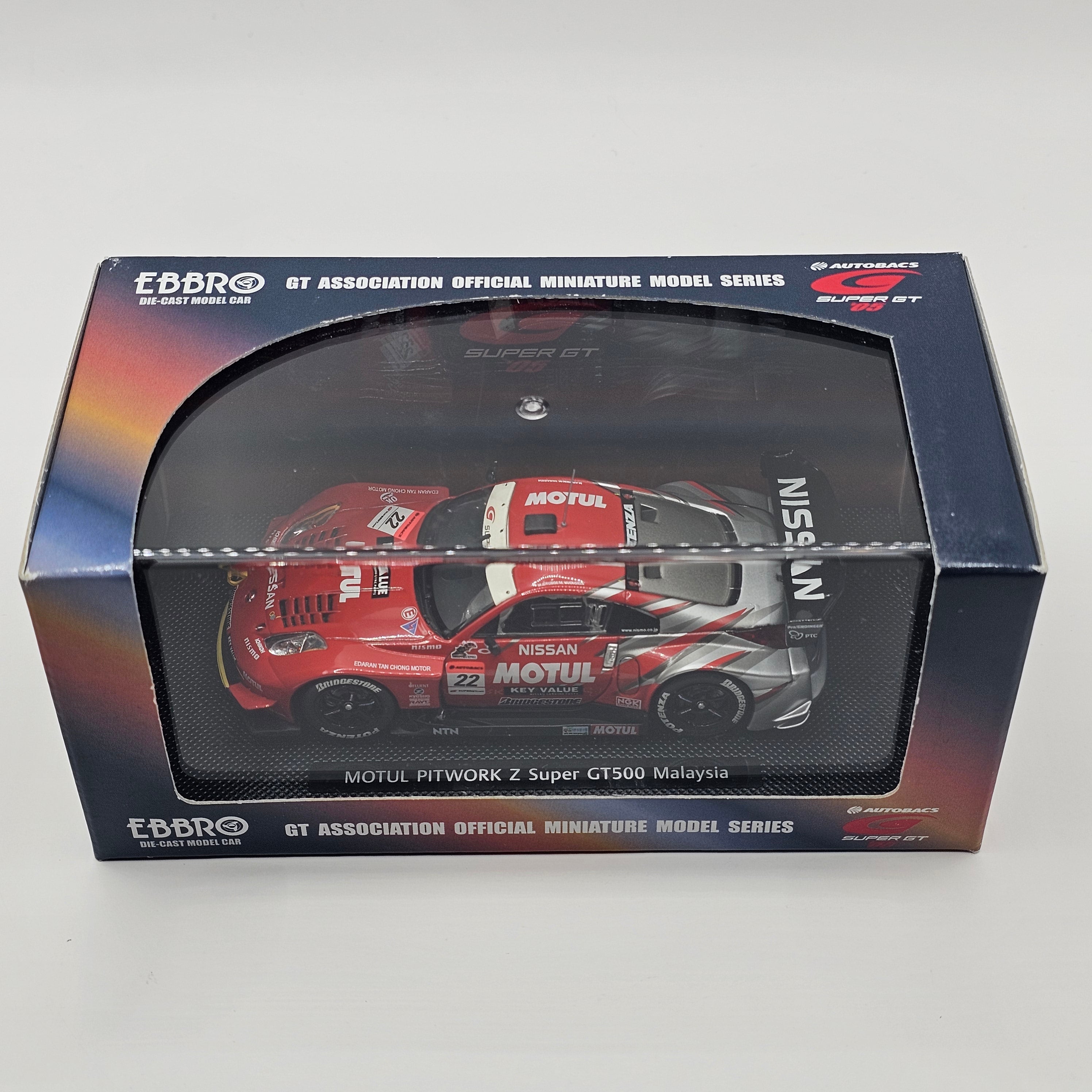 EBBRO Nissan Z #22 Motul Pitwork Super GT GT500 2005 Malaysia 1/43 Sca