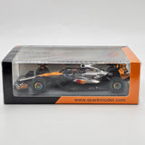 Spark McLaren MCL39 #81 Oscar Piastri British F1 GP 2025 2nd (With Pitboard) 1/43 Scale S9597