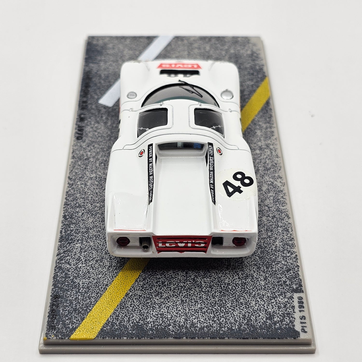 1/43 Chevron-Ford B16 No.49 24H Le Mans 1970 I. Skailes - J. Hine 1/43 Chevron-Ford B16 No.49 24H Le Mans 1970 I. Skailes - J. Hine