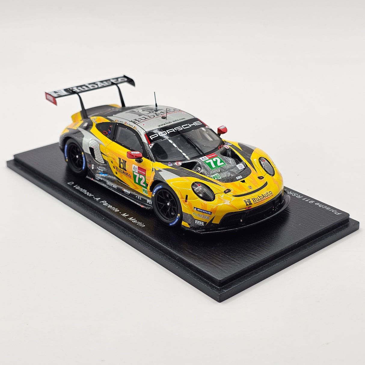 Spark Porsche 911 RSR-19 #72 HubAuto Racing 24Hrs Le Mans 2021 1/43 Scale S8261