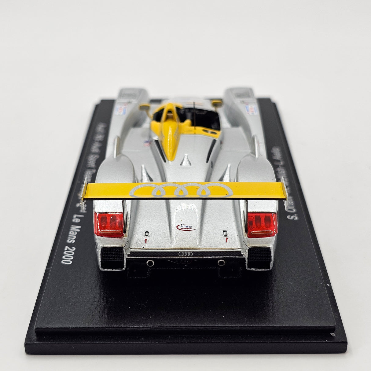 Spark Audi R8 LMP900 #9 Audi Sport Team Joest 24Hrs Le Mans 2000 1/43 Scale S3698