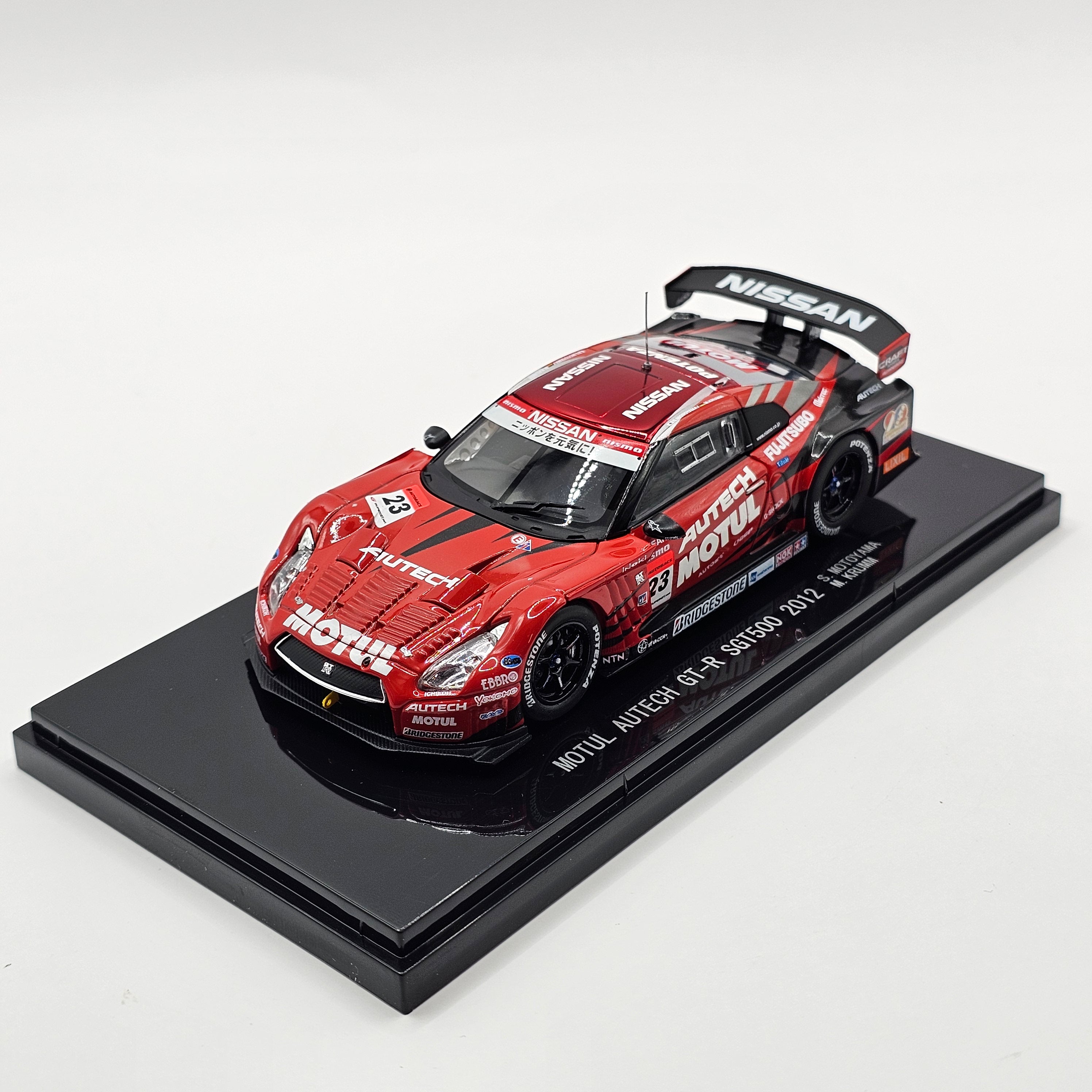 EBBRO Nissan GT-R #23 Motul Autech NISMO Super GT GT500 2012 1/43 Scal