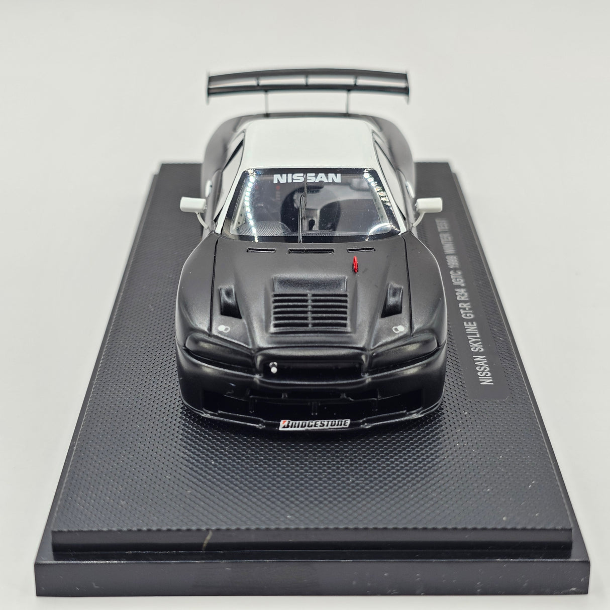 EBBRO P4 Nissan Skyline R34 GT-R NISMO JGTC GT500 1999 Test Car 1/43 Scale