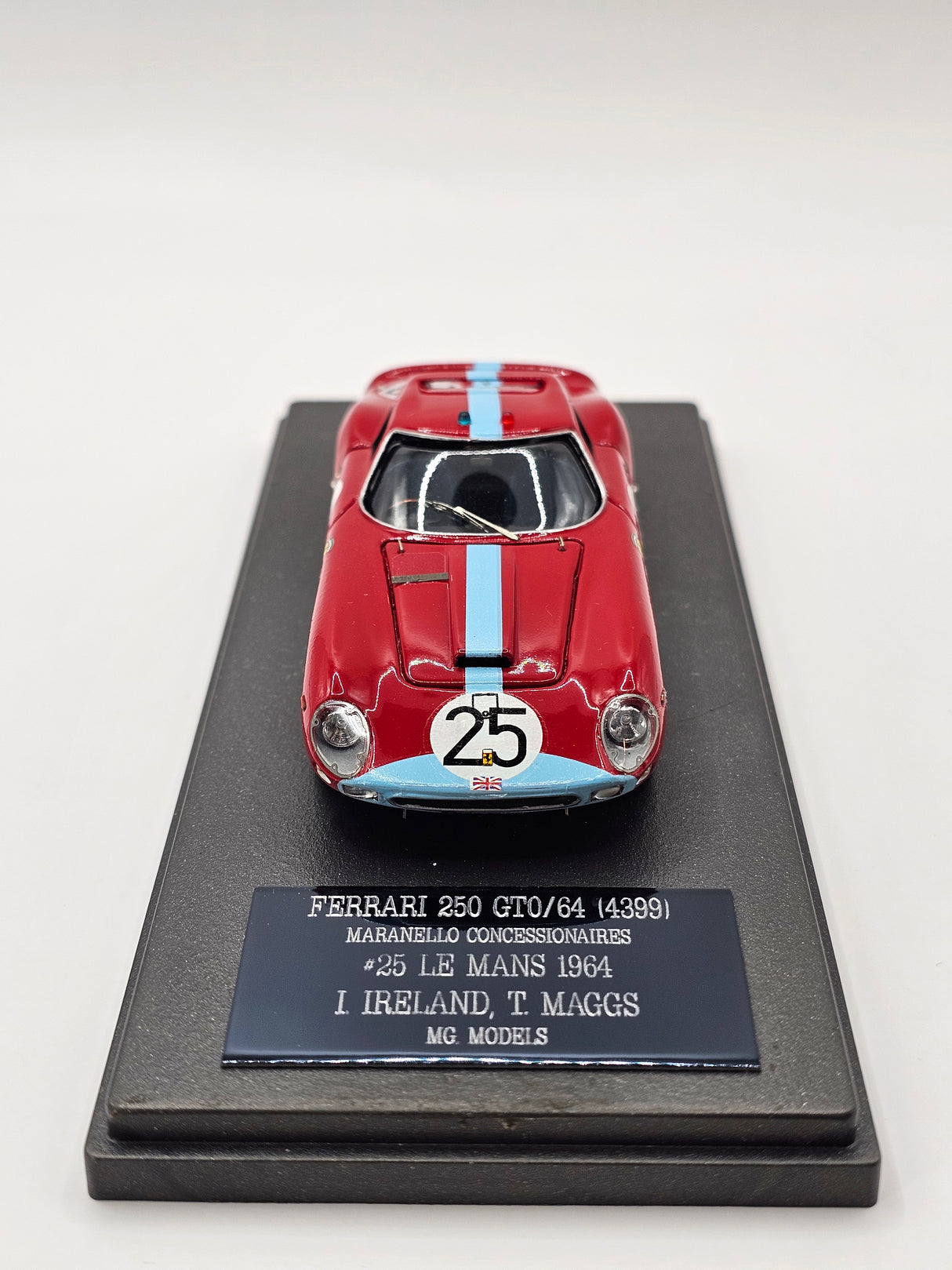 MG Model Ferrari 250 GTO #25 Maranello Concessionaires 24Hrs Le Mans 1964 1/43 Scale