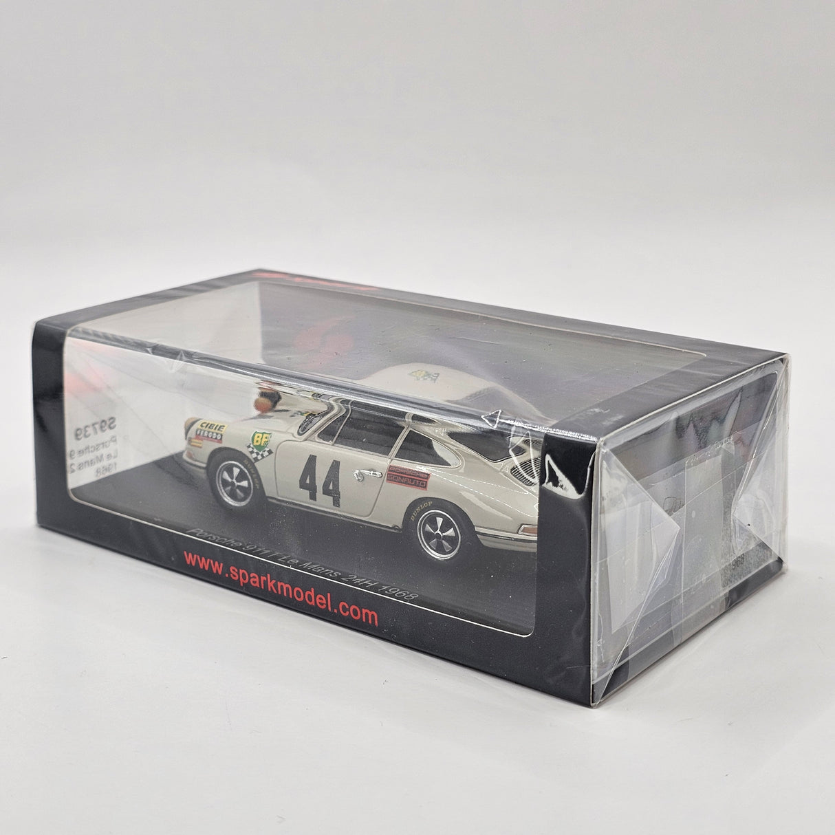 Spark Porsche 911T #44 Auguste Veuillet 24Hrs Le Mans 1968 1/43 Scale S9739