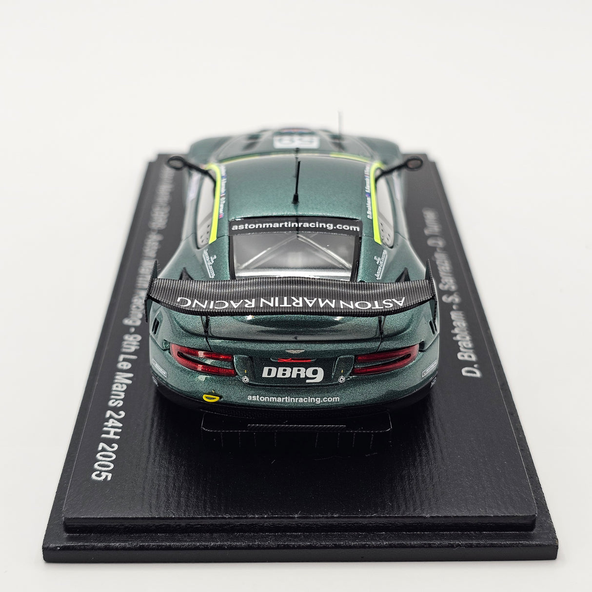 Spark Aston Martin DBR9 #59 Aston Martin Racing 24Hrs Le Mans 2005 1/43 Scale