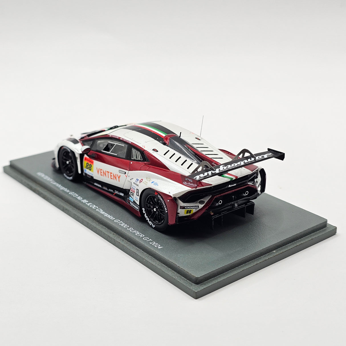 Spark Lamborghini Huracán GT3 Evo 2 #88 JLOC Super GT GT300 2024 Champion 1/43 Scale