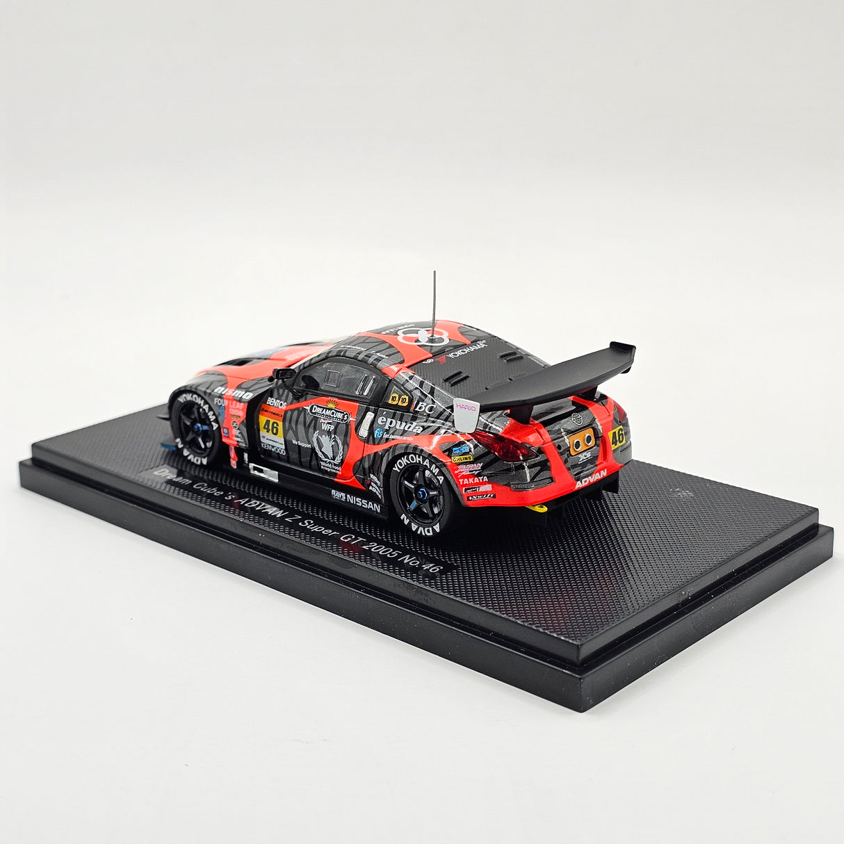 EBBRO Nissan Fairlady Z #46 Advan Team MOLA Super GT GT300 2005 1/43 Scale