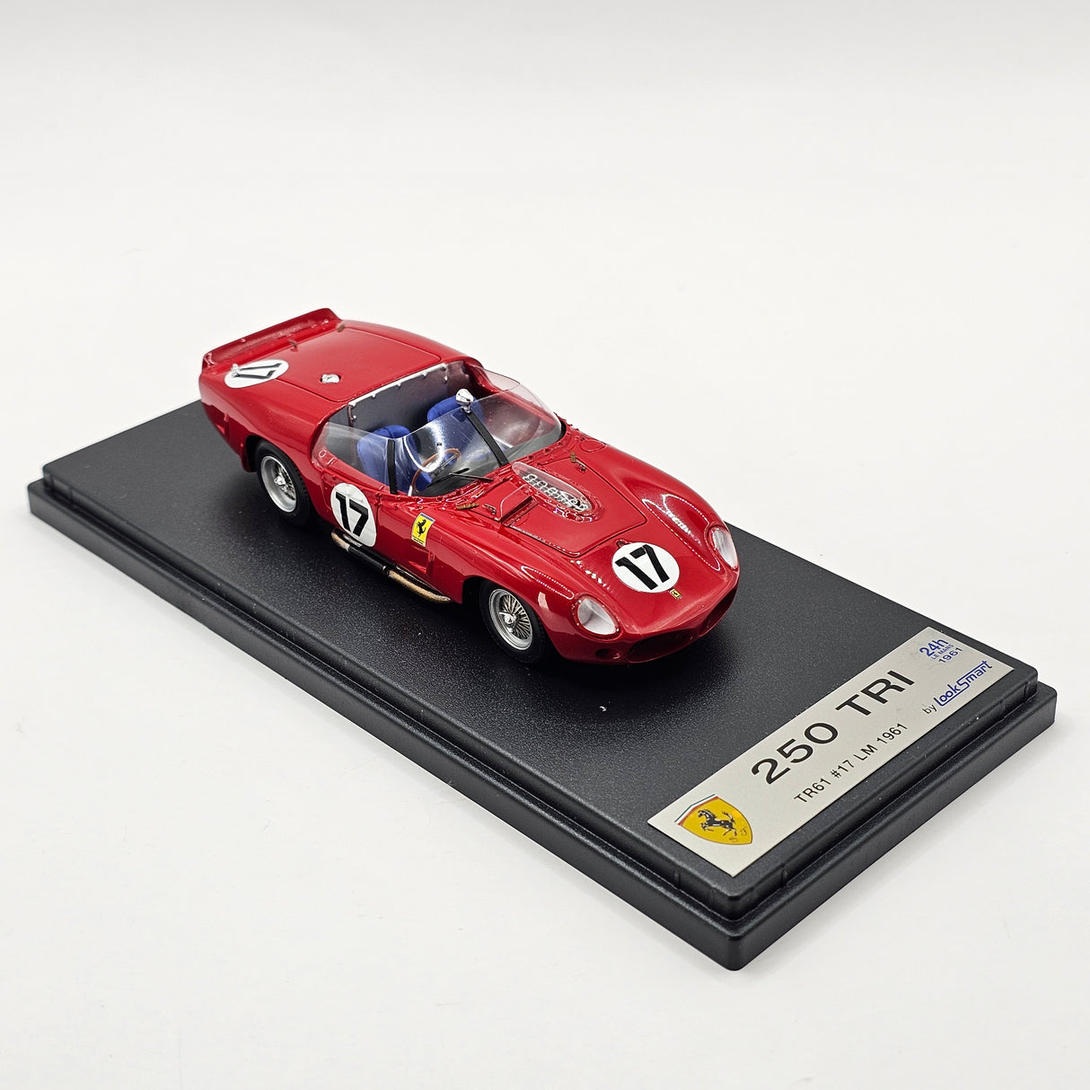 Looksmart Ferrari 250 TRI/61 #17 North American Racing Team 24Hrs Le Mans 1961 1/43 Scale
