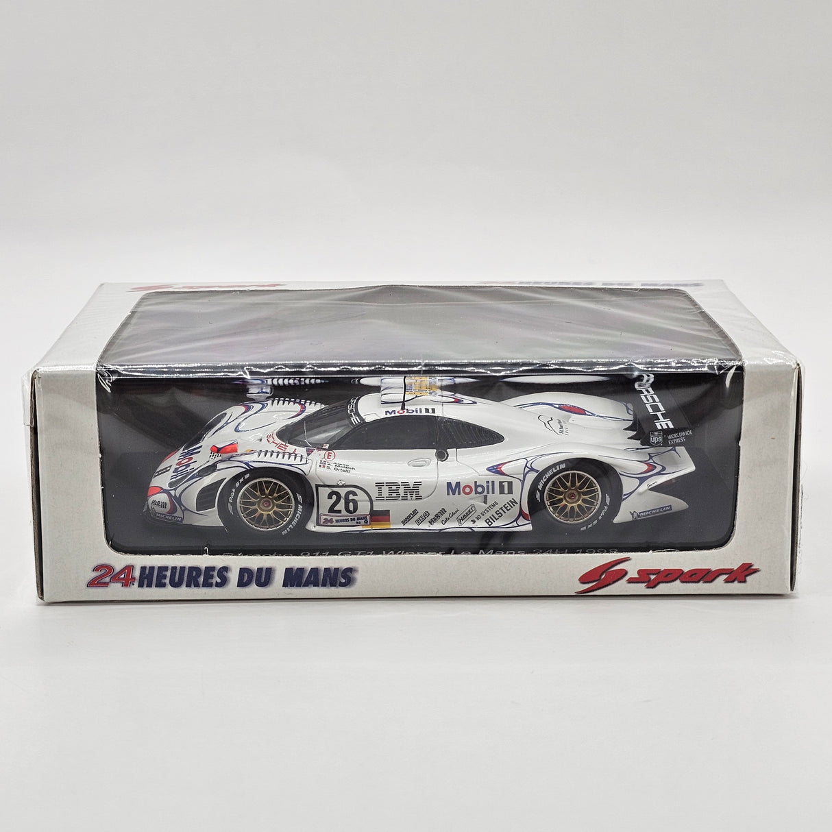Spark Porsche 911 GT1-98 #26 Porsche AG 24Hrs Le Mans 1998 Winner 1/43 Scale