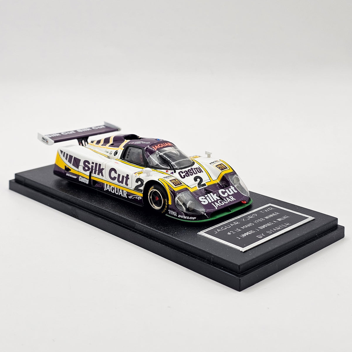 Starter Models Jaguar XJR-9 #2 Silk Cut Jaguar Winner 24Hrs Le Mans 1988 1/43 Scale